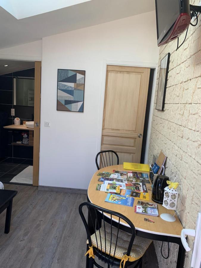 La Basse Monniere Bed & Breakfast Sevremont Bagian luar foto