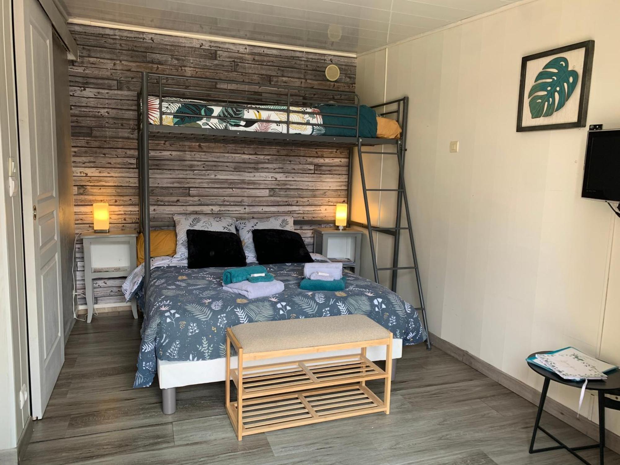 La Basse Monniere Bed & Breakfast Sevremont Bagian luar foto